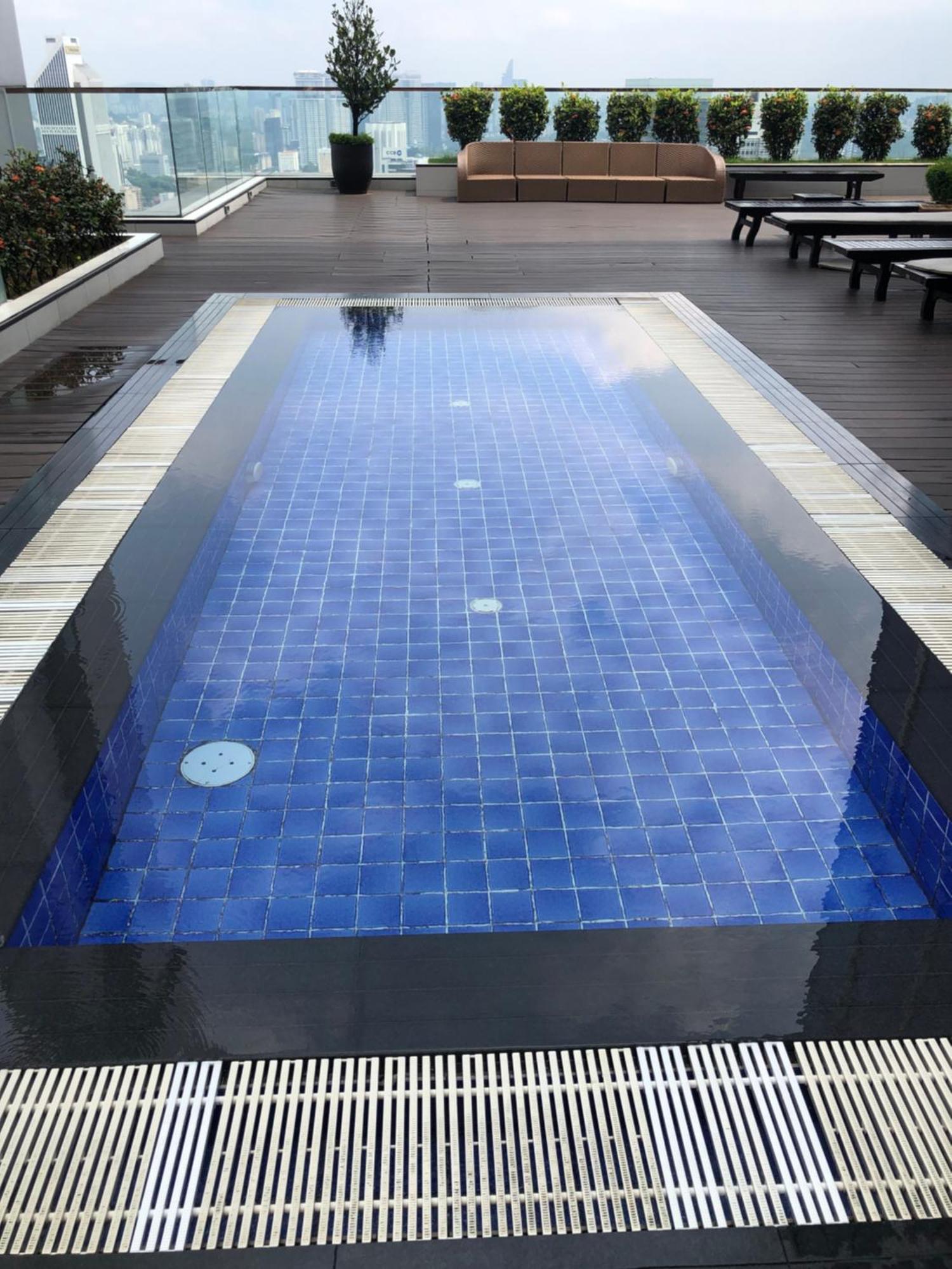 Platinum Suites Klcc Top 51 Kuala Lumpur Exteriör bild