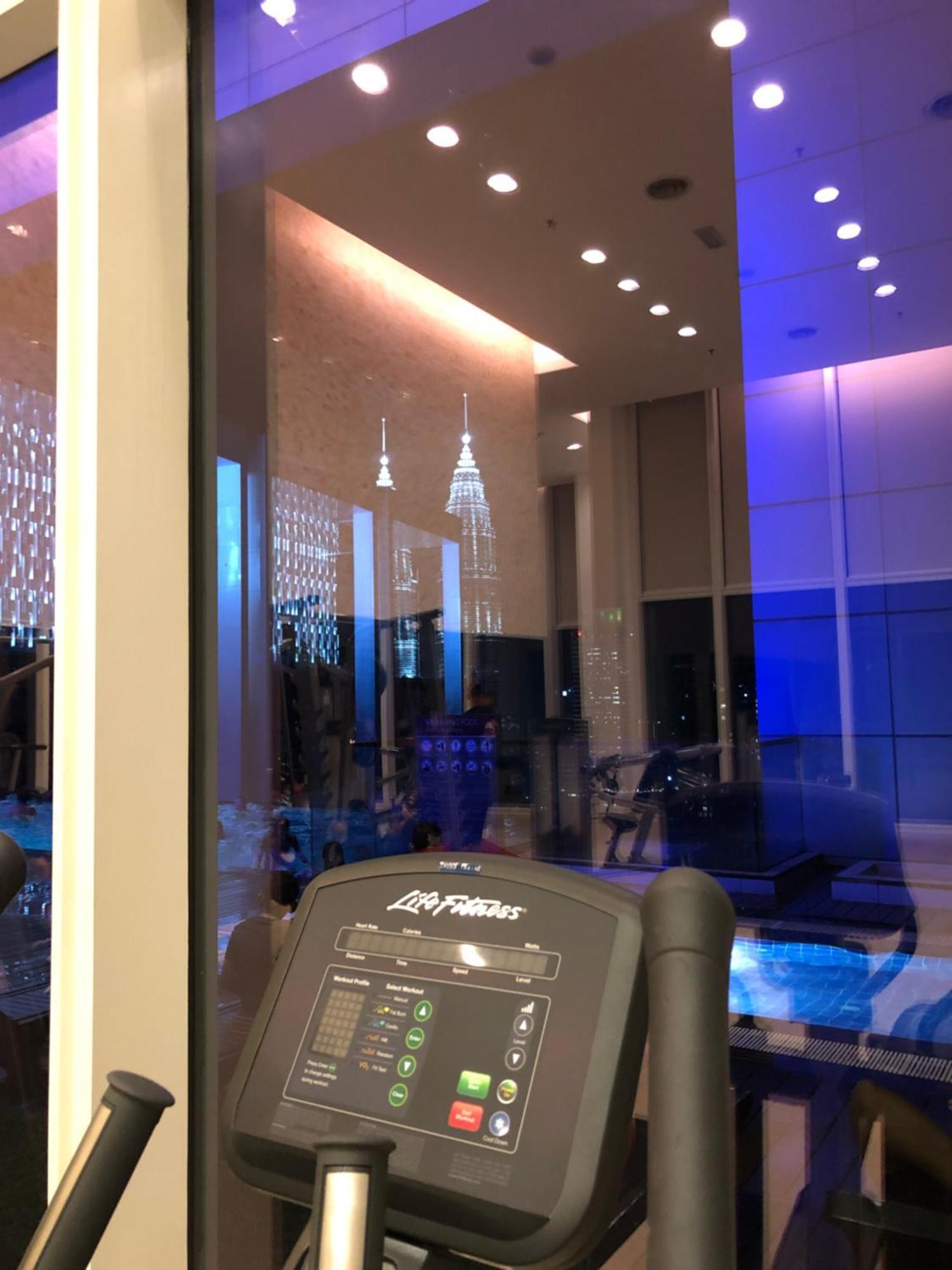 Platinum Suites Klcc Top 51 Kuala Lumpur Exteriör bild