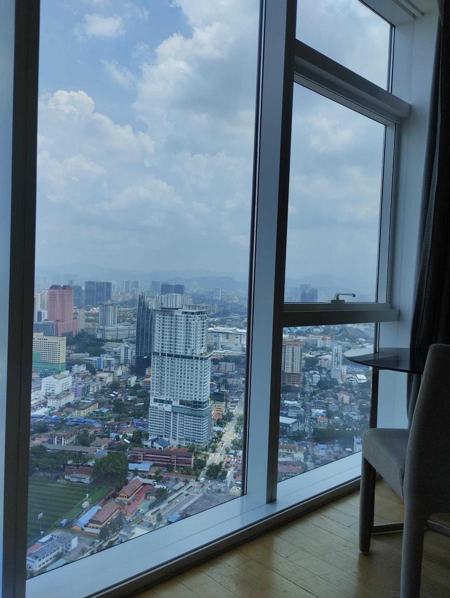 Platinum Suites Klcc Top 51 Kuala Lumpur Exteriör bild